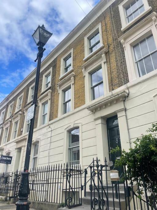 Beautiful London Victorian House, Sleeps 12 Villa Bagian luar foto
